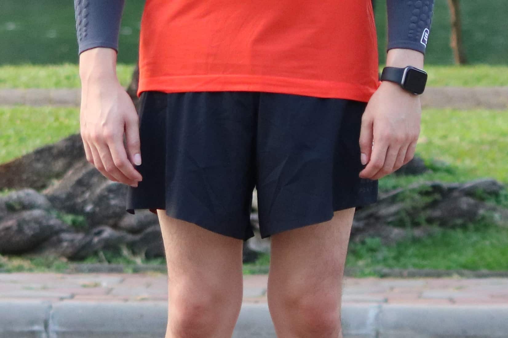 ชุดออกกำลังกาย กางเกง Compressport Running Range Split Short สีแดง