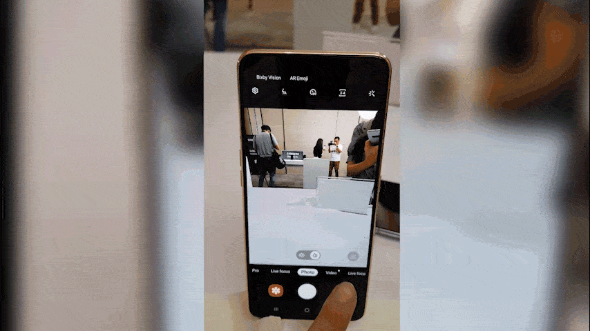 กล้องป็อปอัพสลับหน้าหลัง-48-ล้านพิกเซล-Samsung-Galaxy-A80