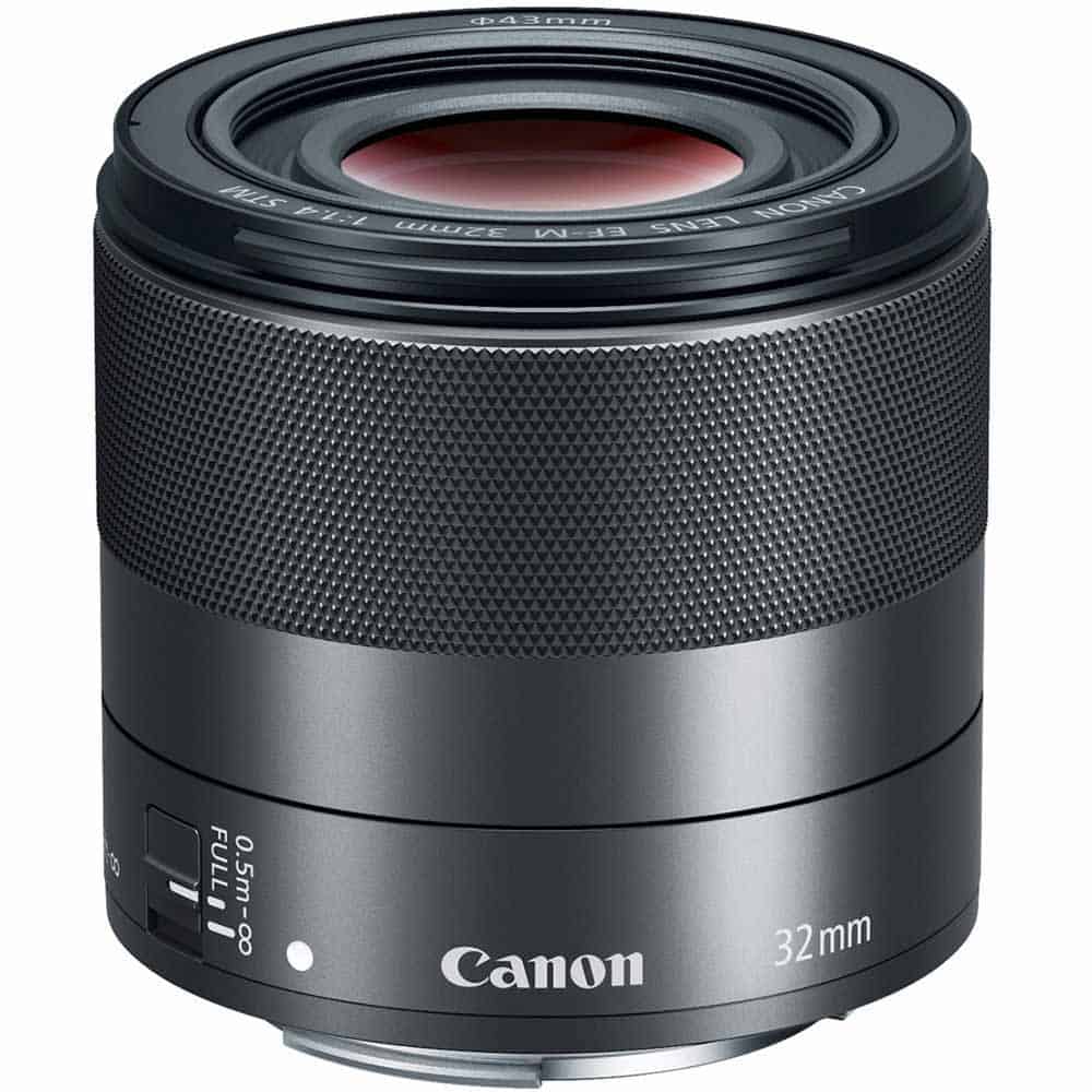 EF-M32mm f/1.4 STM