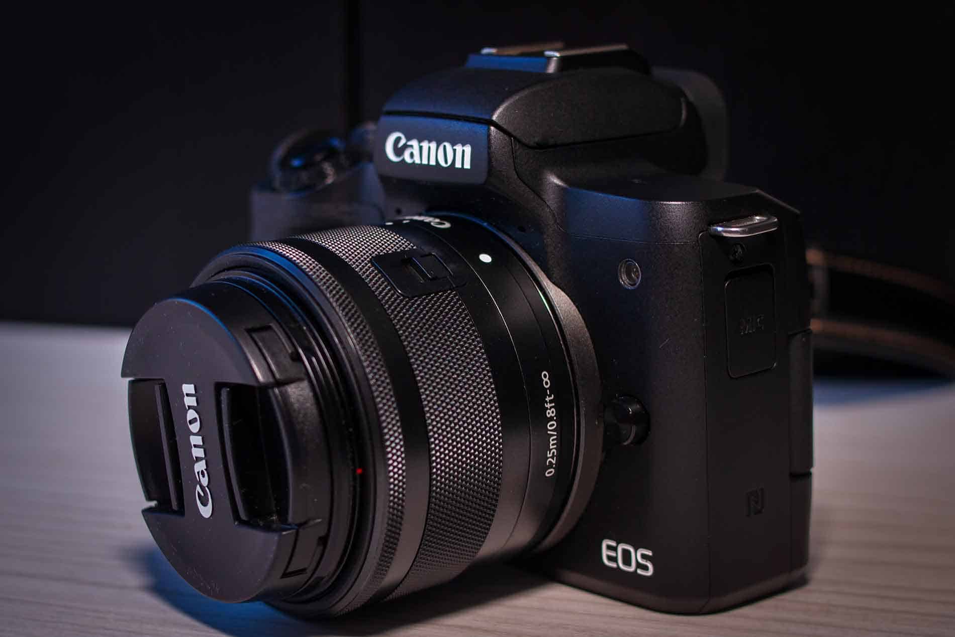 Canon EOS M50