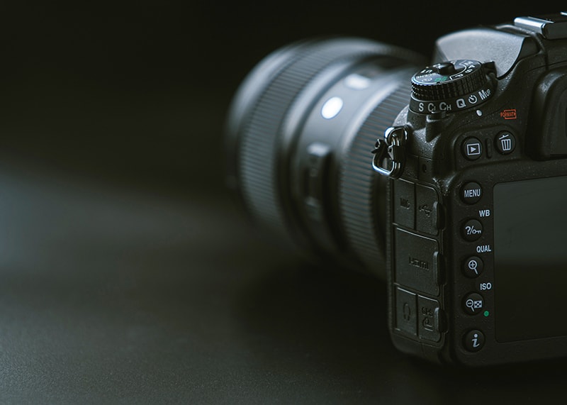 กล้อง DSLR รุ่นไหนที่เหมาะกับผู้ที่เพิ่งเริ่มต้นหัดถ่ายภาพ กล้อง DSLR รุ่นไหนที่เหมาะกับผู้ที่เพิ่งเริ่มต้นหัดถ่ายภาพ