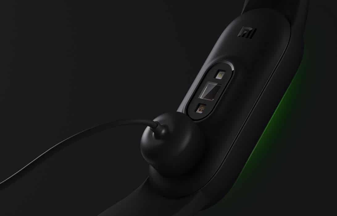 Mi-band-5-ซื้อรุ่นไหนดี ชาร์จแบตไม่ต้องถอด